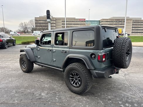 Used 2024 Jeep Wrangler Willys image 5