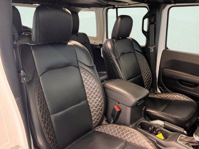 Used 2021 Jeep Wrangler Unlimited Sahara AWD/4WD image 15