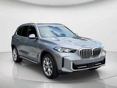 Used 2024 BMW X5 sDrive40i RWD image 3