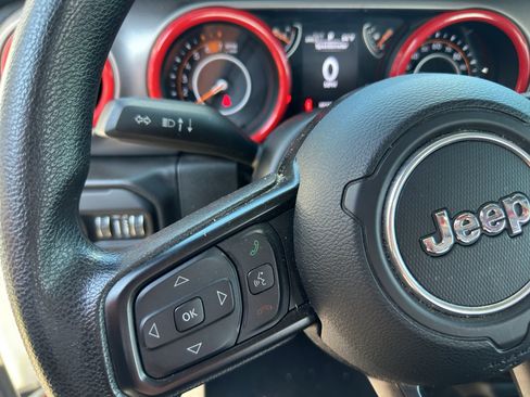Used 2021 Jeep Wrangler Sport AWD/4WD image 17