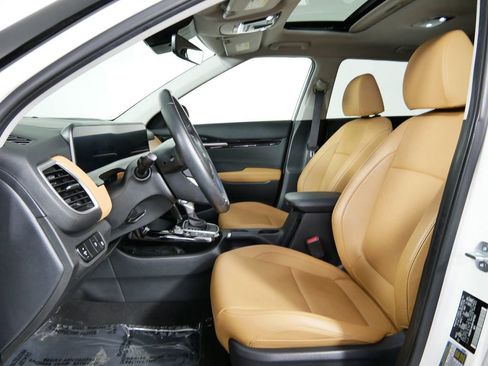 Certified 2024 Kia Seltos EX AWD/4WD image 17
