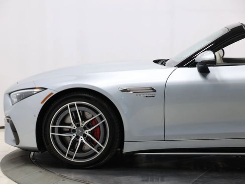 Used 2022 Mercedes-Benz SL 55 AMG 4MATIC image 8