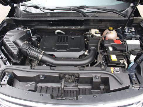 Certified 2021 GMC Acadia SLE image 39