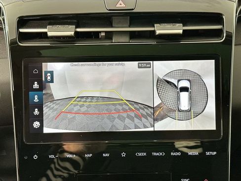 Used 2023 Hyundai Tucson Limited image 14