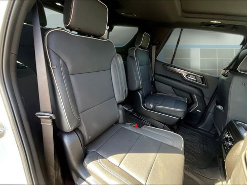 New 2026 GMC Yukon Elevation w/ Elevation Premium Package image 10