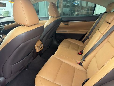 Used 2018 Lexus ES 350 image 14