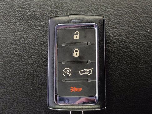 Used 2022 Jeep Grand Cherokee Limited 4xe image 32