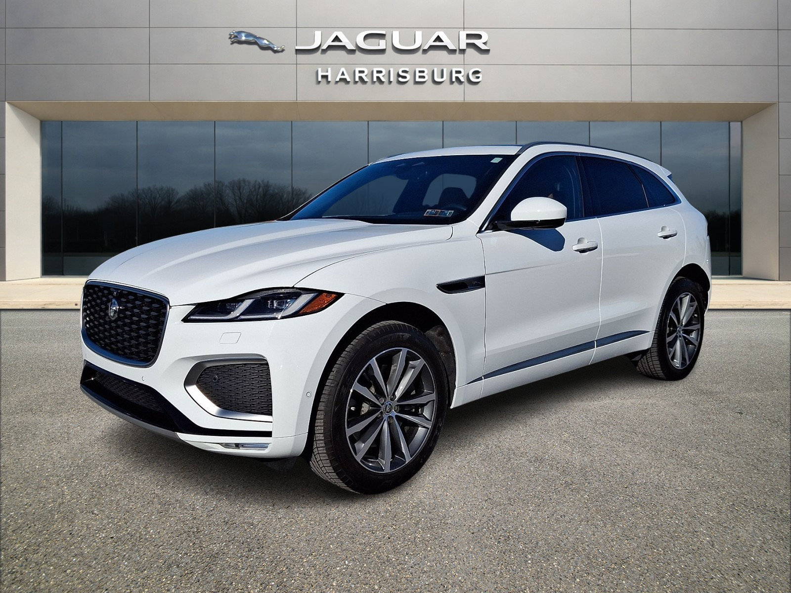 Used 2026 Jaguar F-PACE R-Dynamic S AWD/4WD image 1