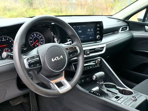 Used 2023 Kia K5 LXS image 23