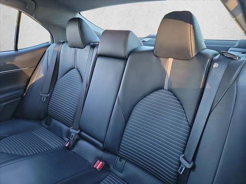 Used 2024 Toyota Camry SE image 13
