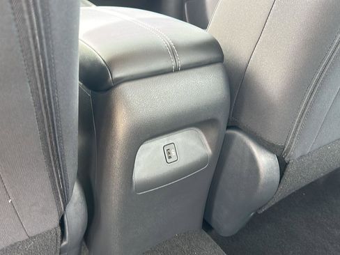 Used 2025 Nissan Sentra SV w/ Trunk Package image 25