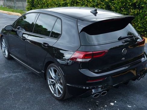 Used 2024 Volkswagen Golf R AWD/4WD image 8