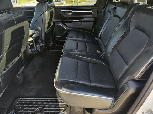 Used 2025 RAM 1500 Laramie AWD/4WD image 30