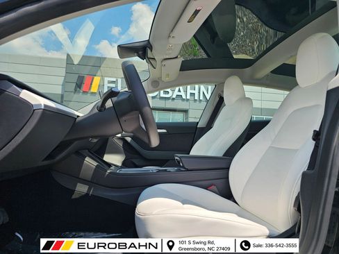 Used 2023 Tesla Model 3 Standard Range RWD image 12