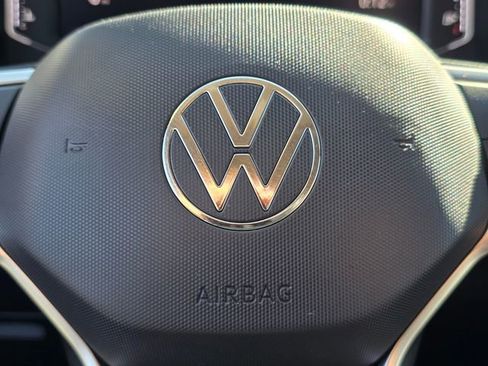 Used 2022 Volkswagen Atlas SE image 25