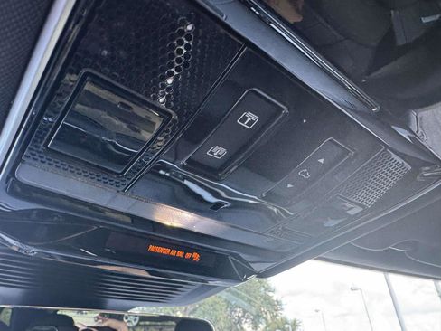 Used 2024 Land Rover Range Rover Sport Dynamic SE image 26