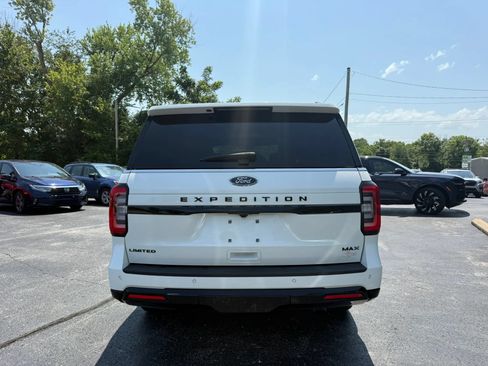 Used 2024 Ford Expedition Max Limited AWD/4WD image 5