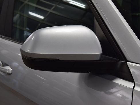 Used 2018 Volkswagen Atlas SE image 16