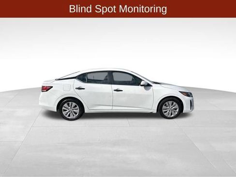 Used 2024 Nissan Sentra S image 8