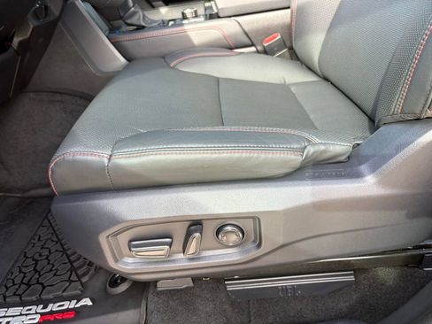 Used 2025 Toyota Sequoia TRD Pro image 27