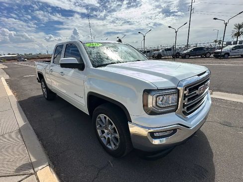 Used 2018 GMC Sierra 1500 SLE w/ SLE Value Package RWD image 7