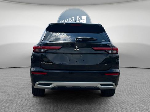 Used 2023 Mitsubishi Outlander SE AWD/4WD image 5