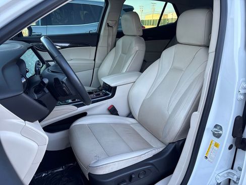 Used 2022 Buick Envision Essence w/ Safety Package image 14