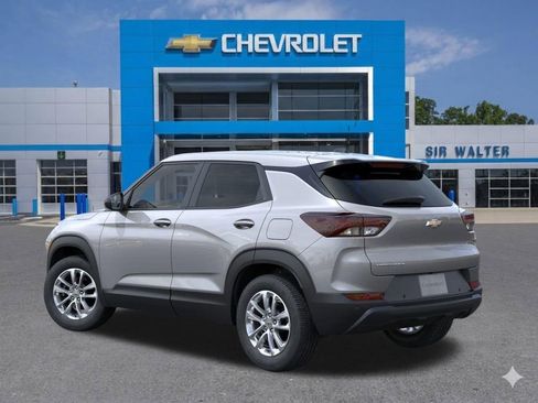 New 2026 Chevrolet TrailBlazer LS w/ LS Convenience Package FWD image 4