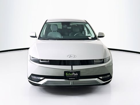 Used 2024 Hyundai Ioniq 5 SEL image 2
