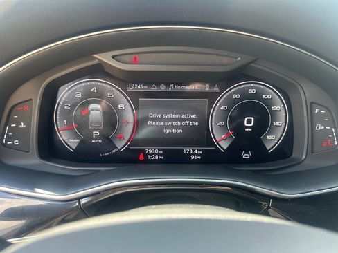 Used 2025 Audi Q7 3.0T Premium w/ Convenience Package AWD/4WD image 15