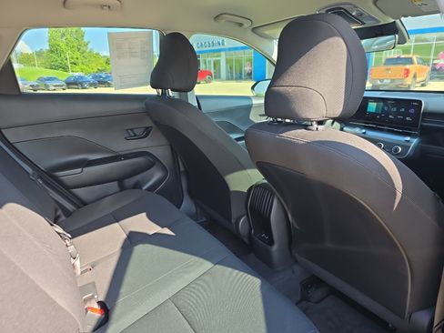 Used 2026 Hyundai Kona SE FWD image 16