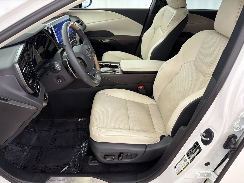 Certified 2023 Lexus RX 350 Premium Plus w/ Cold Area Package AWD/4WD image 15