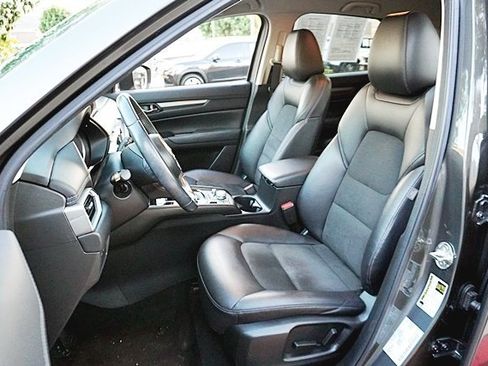 Used 2021 MAZDA CX-5 Touring image 15