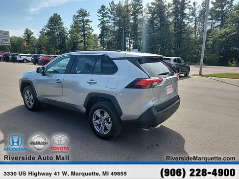 Used 2024 Toyota RAV4 XLE image 5