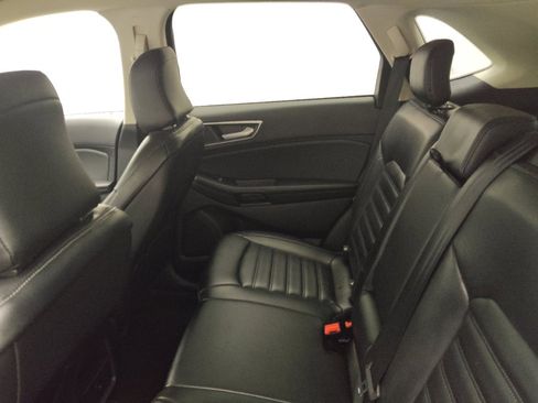 Used 2023 Ford Edge SEL image 18