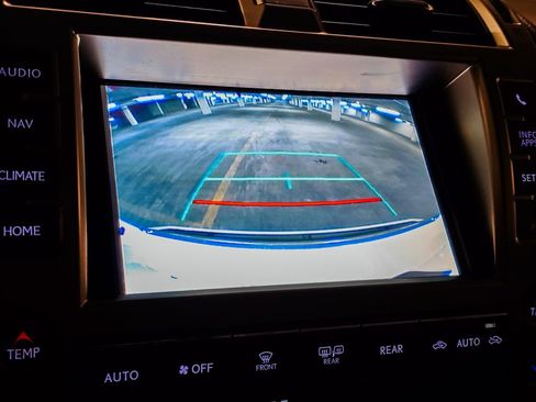 Used 2021 Lexus GX 460 Premium image 28