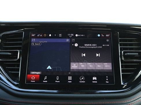 Used 2024 Dodge Durango GT image 16