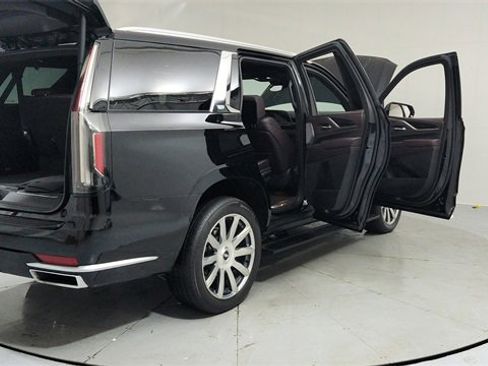 Used 2021 Cadillac Escalade Premium Luxury Platinum image 10