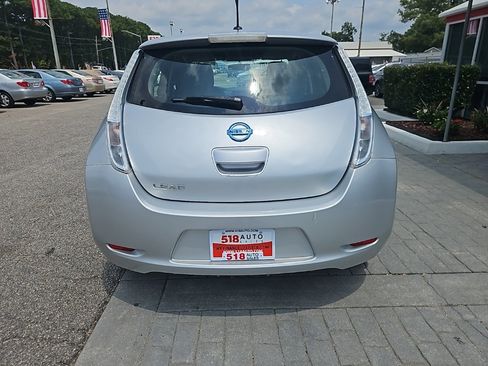 Used 2013 Nissan Leaf S image 4