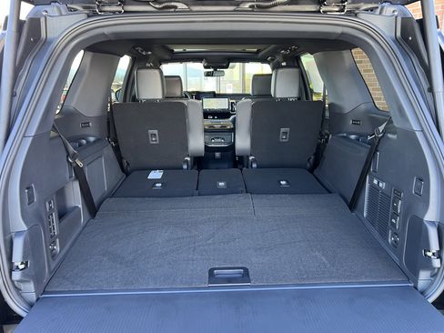 New 2025 Ford Expedition Platinum w/ Stealth Appearance Package image 70