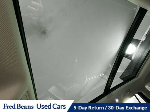 Used 2023 Volkswagen Tiguan SE image 21