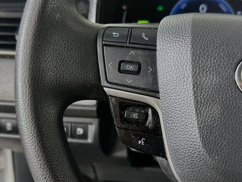 Used 2025 Toyota Camry LE FWD image 16