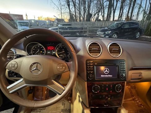 Used 2010 Mercedes-Benz GL 450 4MATIC image 14