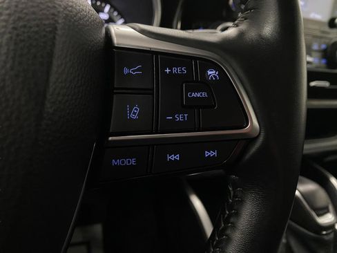 Used 2021 Toyota Highlander XSE image 18