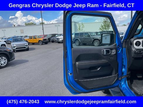 Certified 2025 Jeep Wrangler Unlimited Sahara AWD/4WD image 45