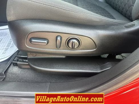 Used 2022 Chevrolet Blazer LT AWD/4WD image 15