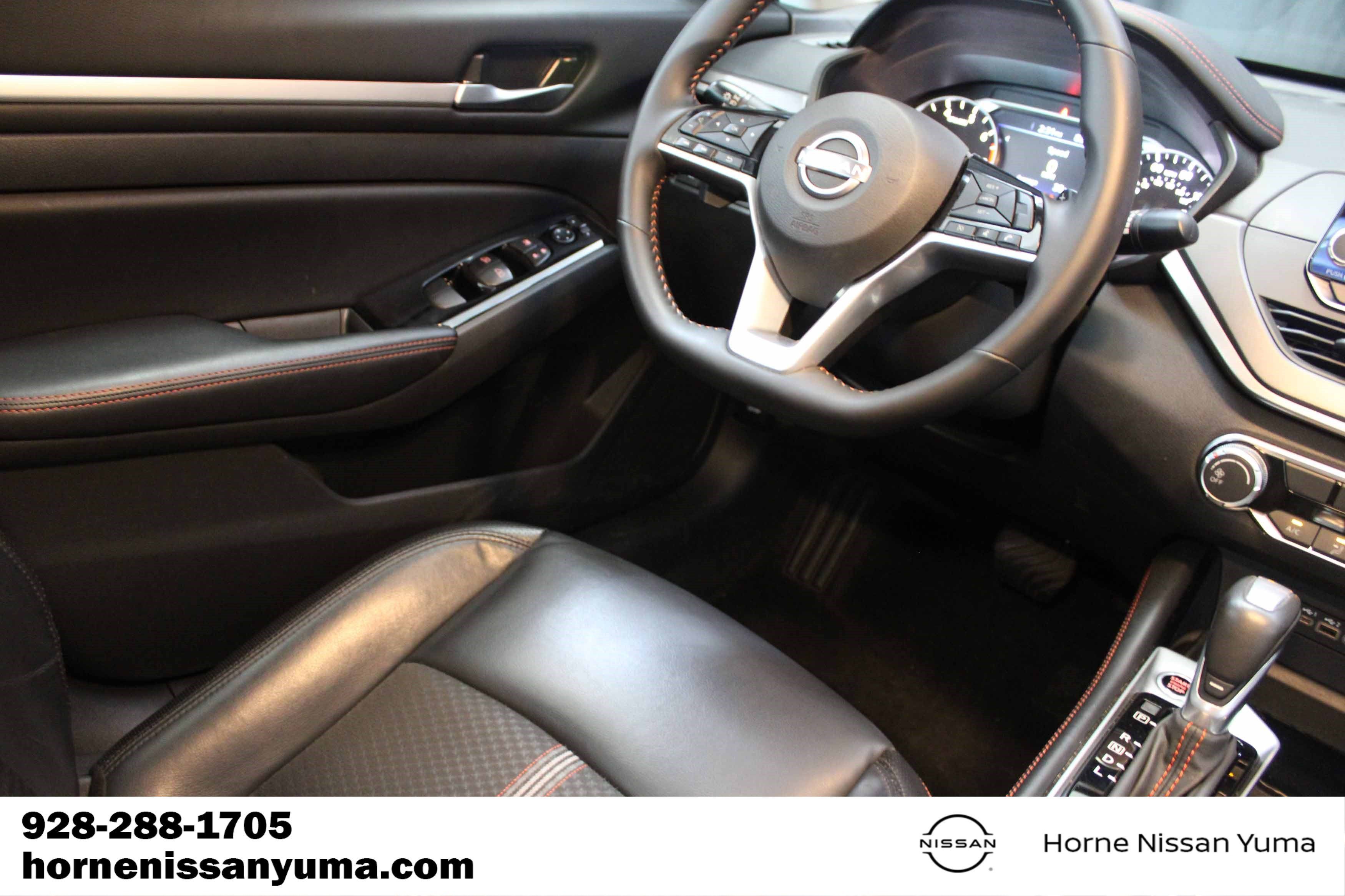 Used 2025 Nissan Altima 2.5 SR AWD/4WD image 10