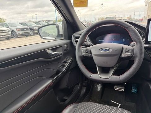 Used 2023 Ford Escape ST-Line Select w/ Tech Pack #2 image 18