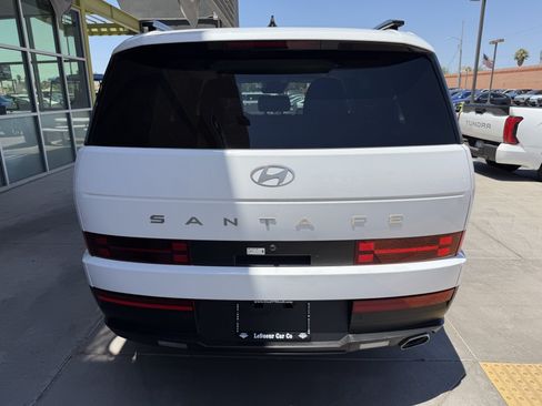 Used 2024 Hyundai Santa Fe SEL FWD image 13