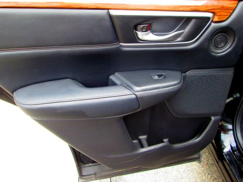 Used 2017 Honda CR-V EX-L image 23